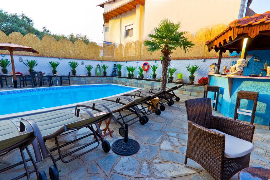 Hotel Pavlidis Лименас Екстериор снимка